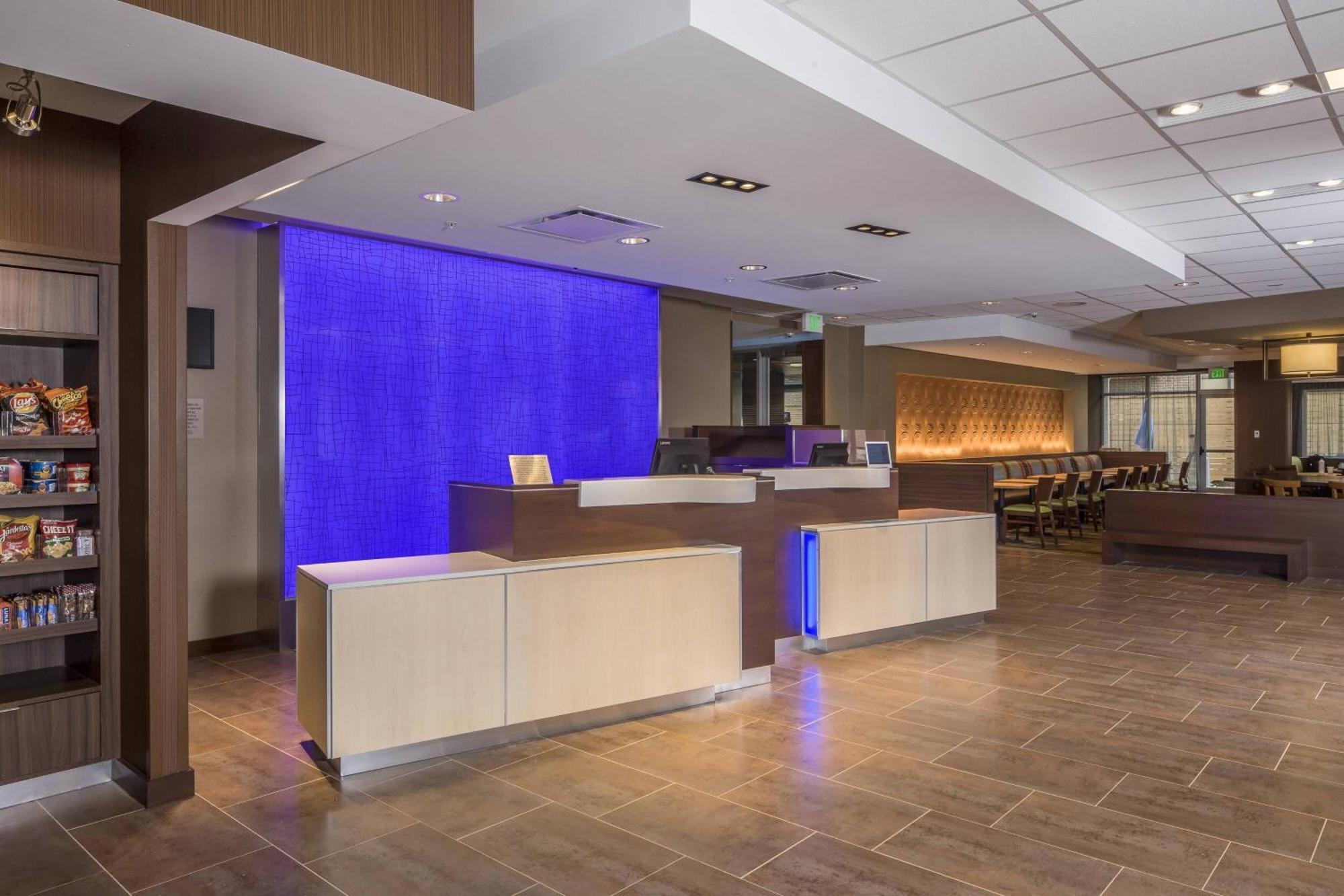 Fairfield Inn & Suites By Marriott Pittsburgh North/Mccandless Crossing McCandless Township Bagian luar foto